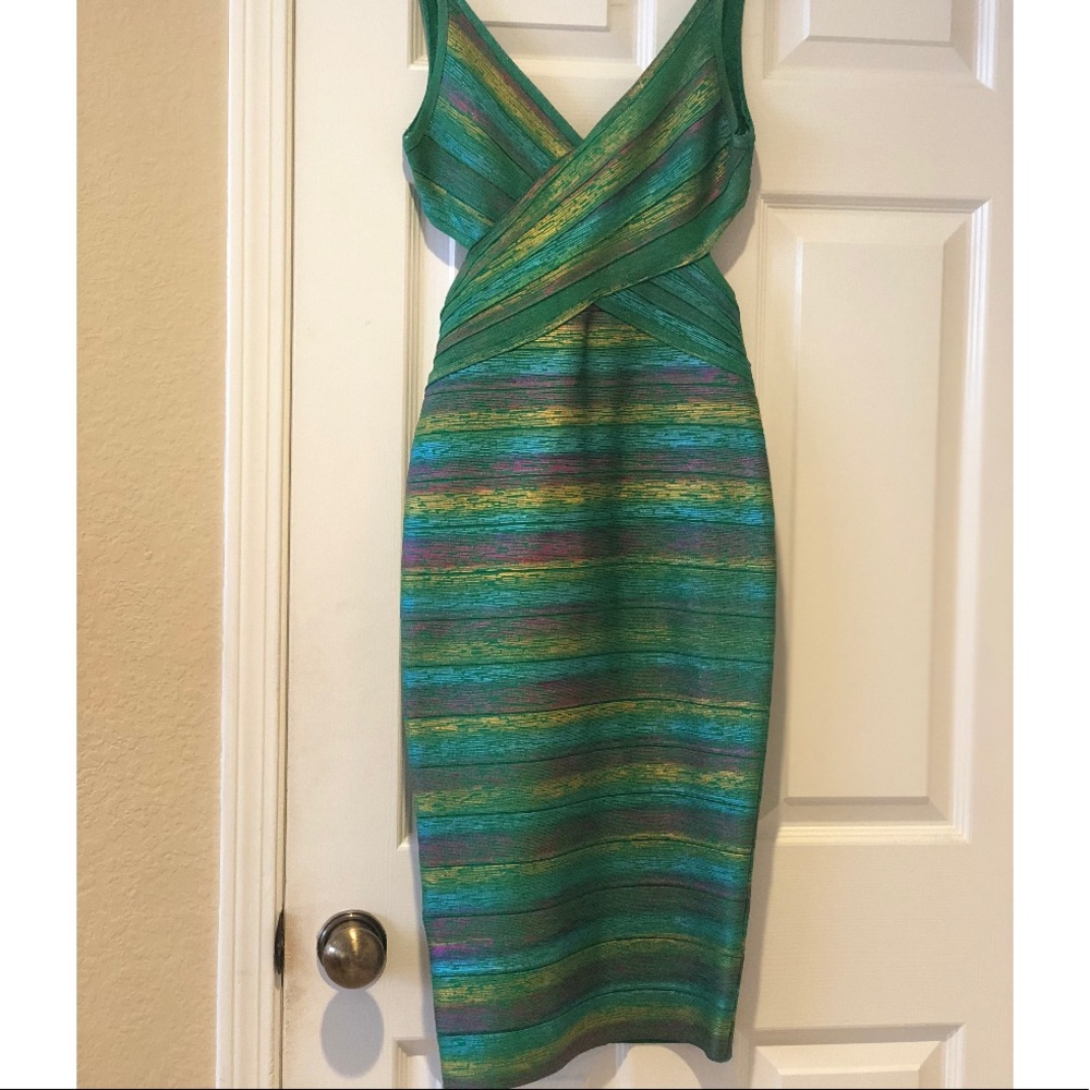 Absolutely stunning bandage dress